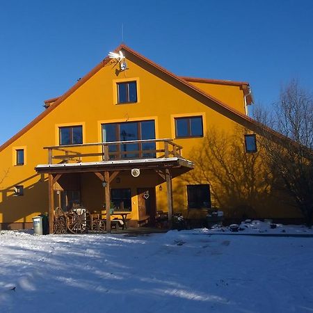 Hotel Penzion Eqilon Mělník Exteriér fotografie